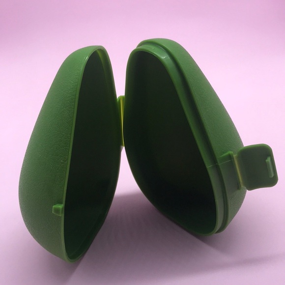 Tupperware Avocado Keeper - Picture 11 of 16